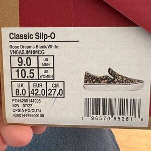 Vans Classic Slip-On Sneakers - Floral Rose Dreams Black / White 10.5 Women
